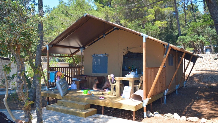 Glamping namiotach 