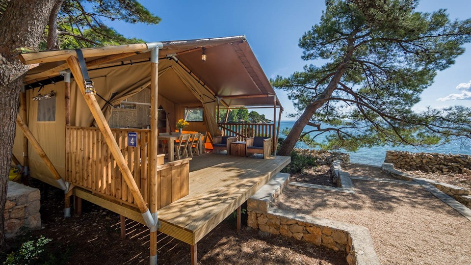 Glamping tents in campsite Baldarin